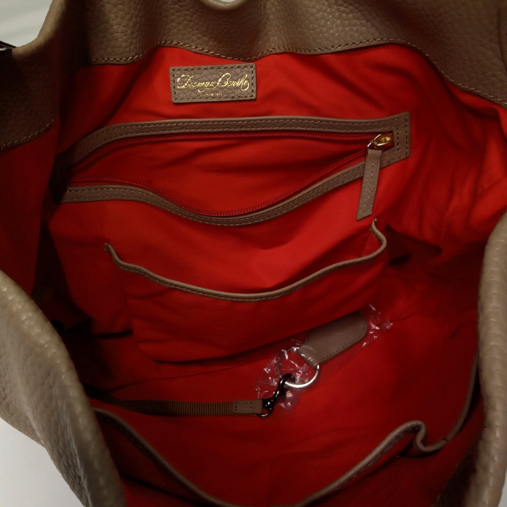 Dooney & Bourke Samba Logo Lock Sac with Keyring NWT - Picture 7 of 12